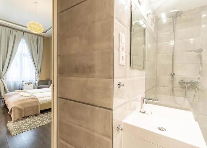 Spacious Luxury At The Heart Of *