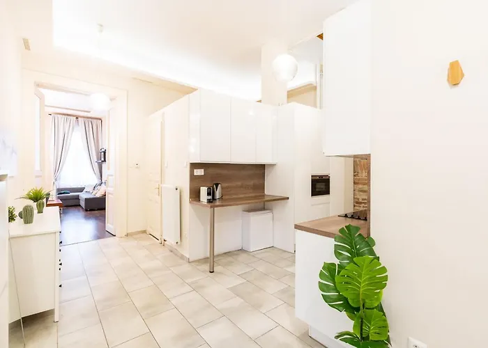 Spacious Luxury At The Heart Of Budapest