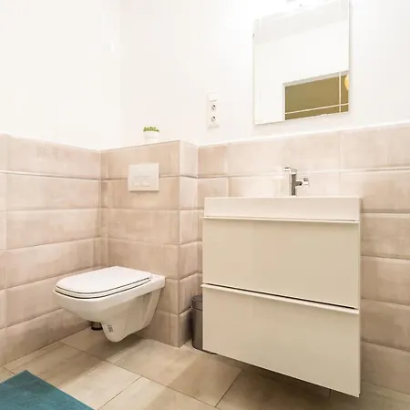 דירה Spacious Luxury At The Heart Of